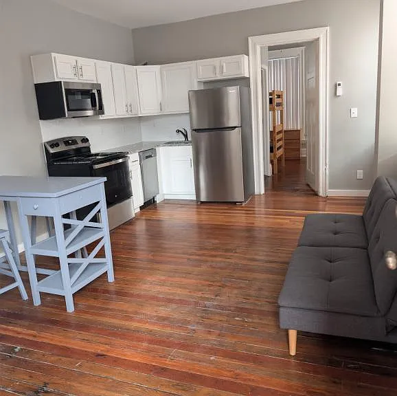 848 S 2nd St #2 — Photo 2
