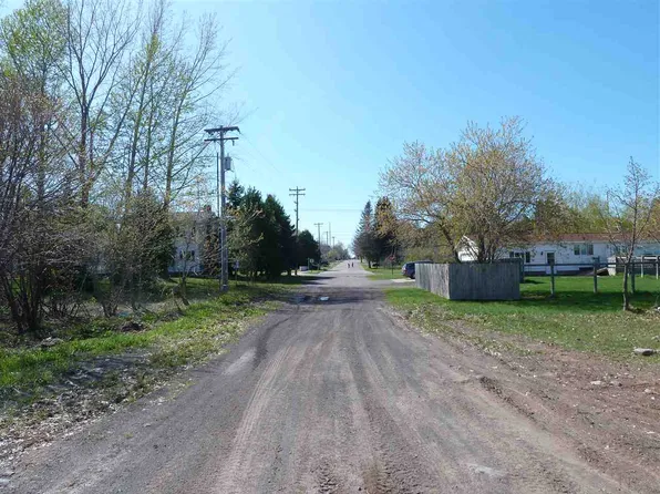 4th Street Off Isle Royale St, Calumet, MI 49913