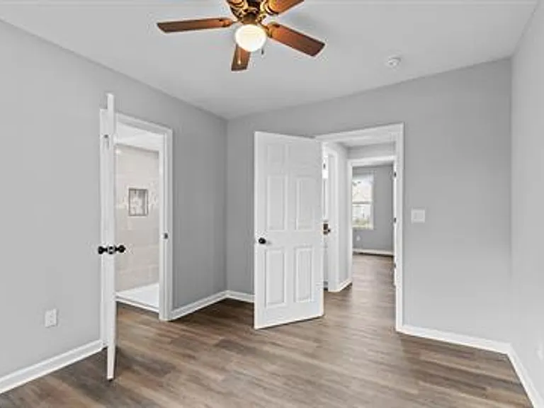 121 Glendale Ave — Photo 13