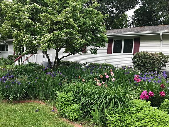 3rd image of 22230 Buffalo Ln