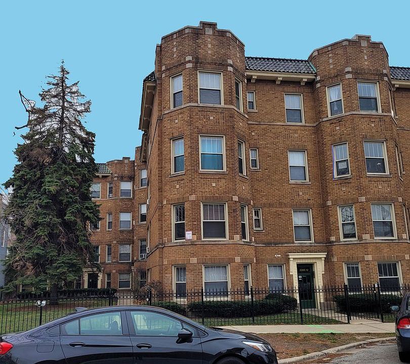 1st image of 2245 W Eastwood Ave APT 2