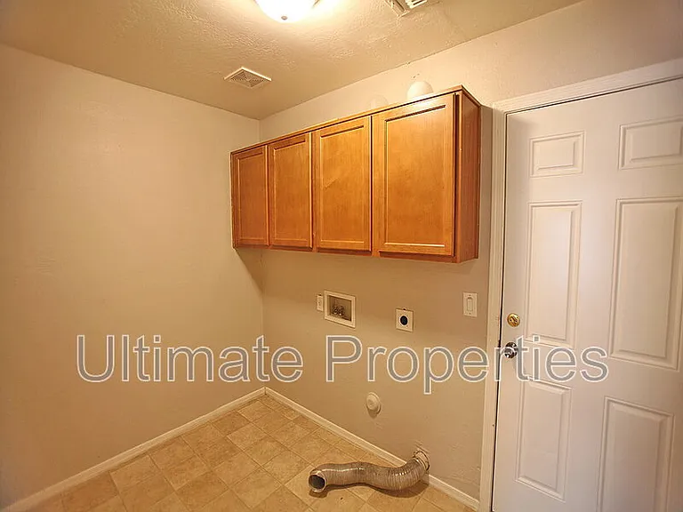 21983 W Gardenia Dr — Photo 11