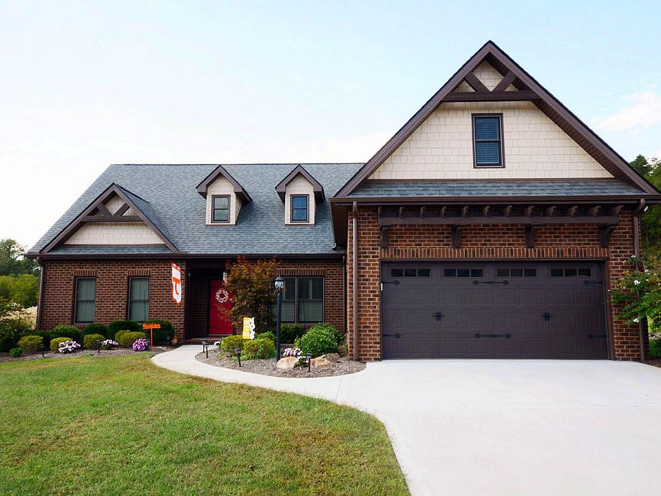 1st image of 288 Augusta Ln