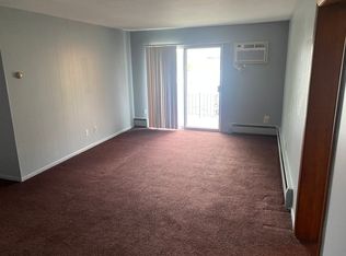 33379 Lake Rd APT 203, Avon Lake, OH 44012