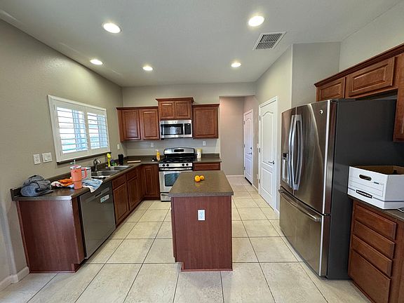 3rd image of 2297 Trimstone Way