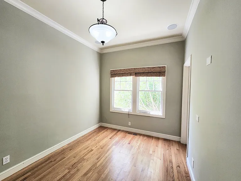 531 Harvard Rd — Photo 55