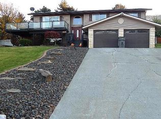 3105 W 46th Ave, Kennewick, WA 99337