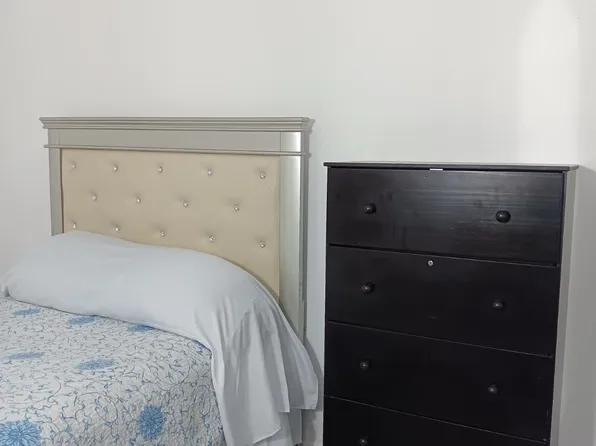 91-08 Sutter Avenue image 7 of 13