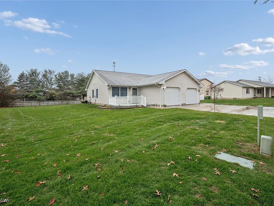 1st image of 202 W Heatherwood Dr