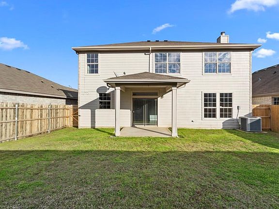 2nd image of 804 Bee Creek Ln