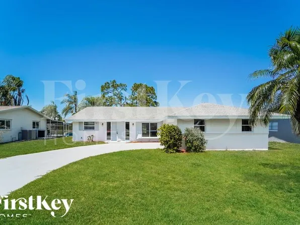 76 Oakland Hills Ct, Rotonda West, FL 33947