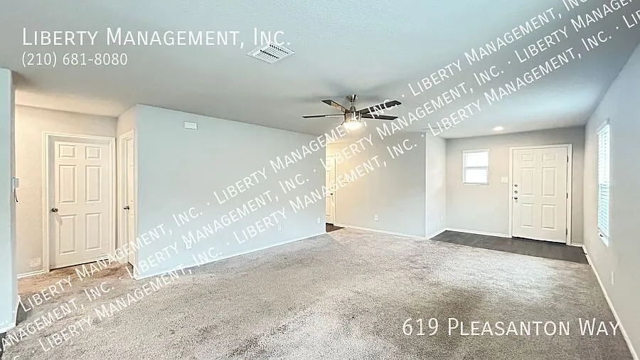 3 Bed, 2 Bath Single Story Home — Photo 3