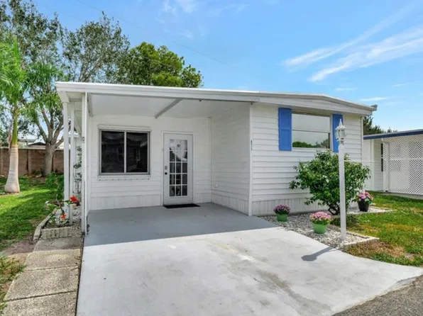 471 Palm Dr, Naples, FL 34114