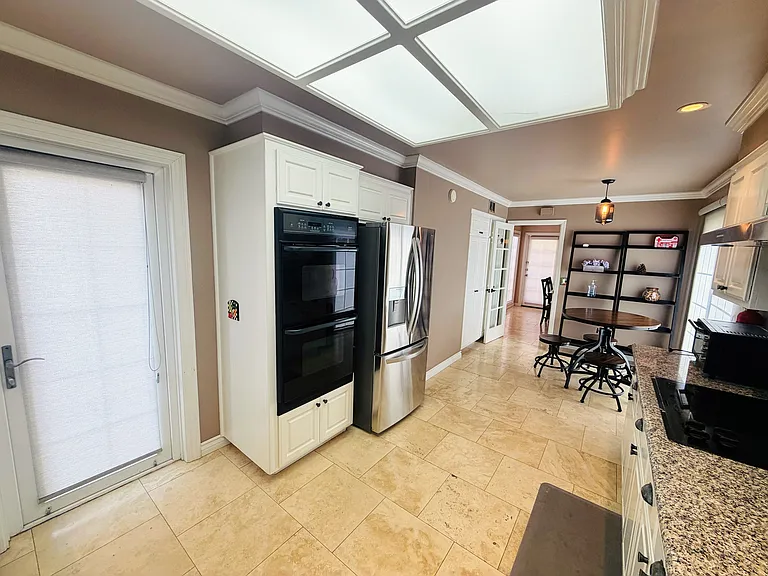 8312 Snowbird Dr — Photo 9