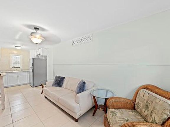 3rd image of 4103 Garden Ave