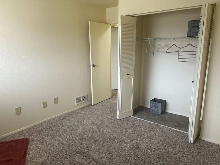 Autumn Creek Apartment Homes — Photo 25