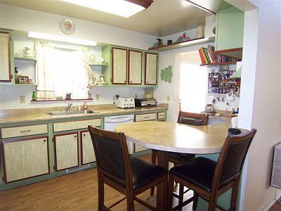 Cozy kitchen
