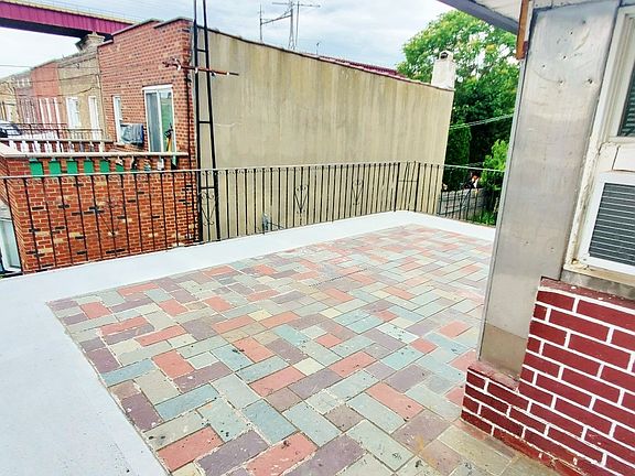 2nd image of 25-20 Ditmars Blvd #2
