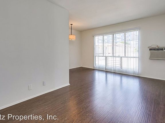 4th image of 1035 N Gardner St APT 9