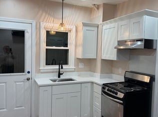 745 Nantasket Ave APT 1, Hull, MA 02045