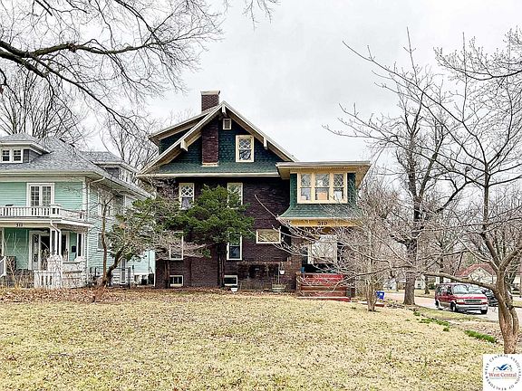 2nd image of 519 W Broadway Blvd