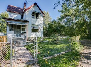 946 Bradley St, Saint Paul, MN 55130