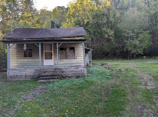 933 Walkers Branch Rd, Huntington, WV 25704