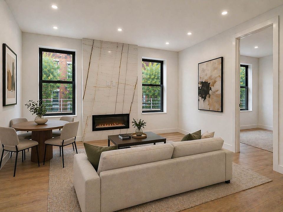 1st image of 28 Bedford St #27