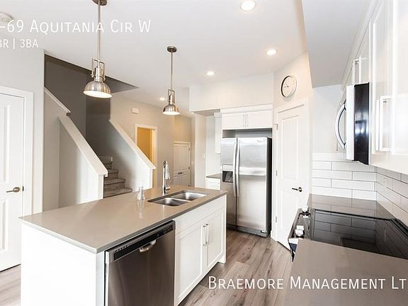 4th image of 69 Aquitania Cir W #2