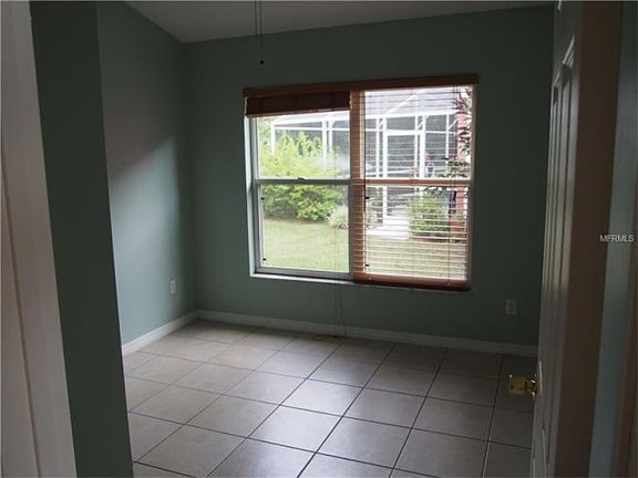 5th image of 2627 Chatham Cir
