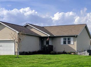 290 Metz Rd E, Columbiana, OH 44408