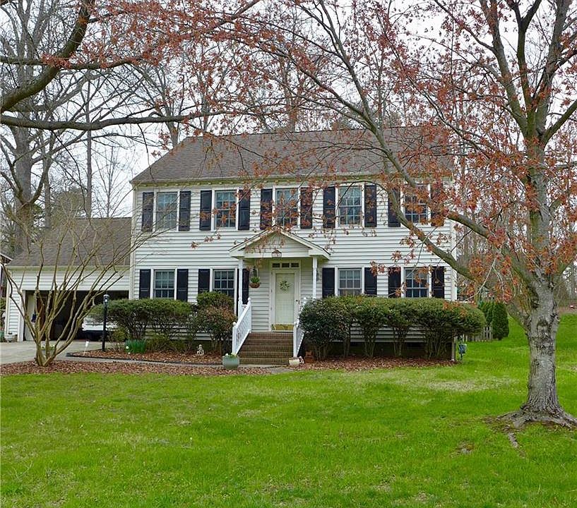 1st image of 4514 Oak Hollow Dr