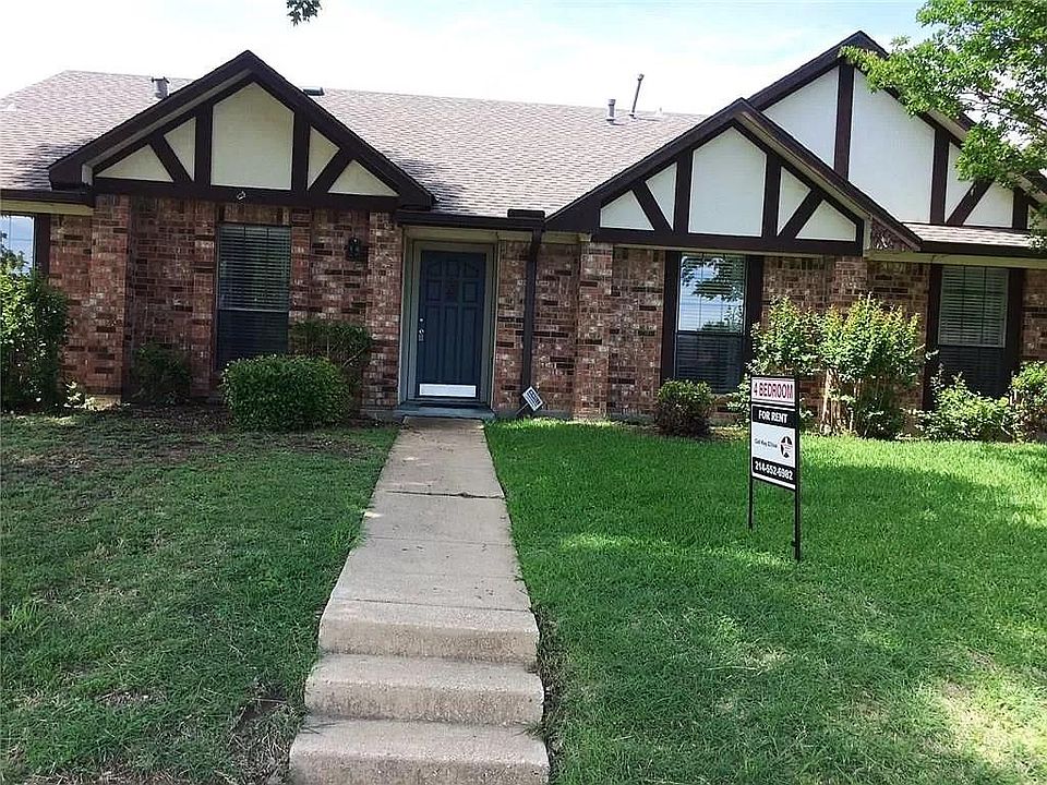 The realtor on the sign is no longer valid, but property is still for rent.