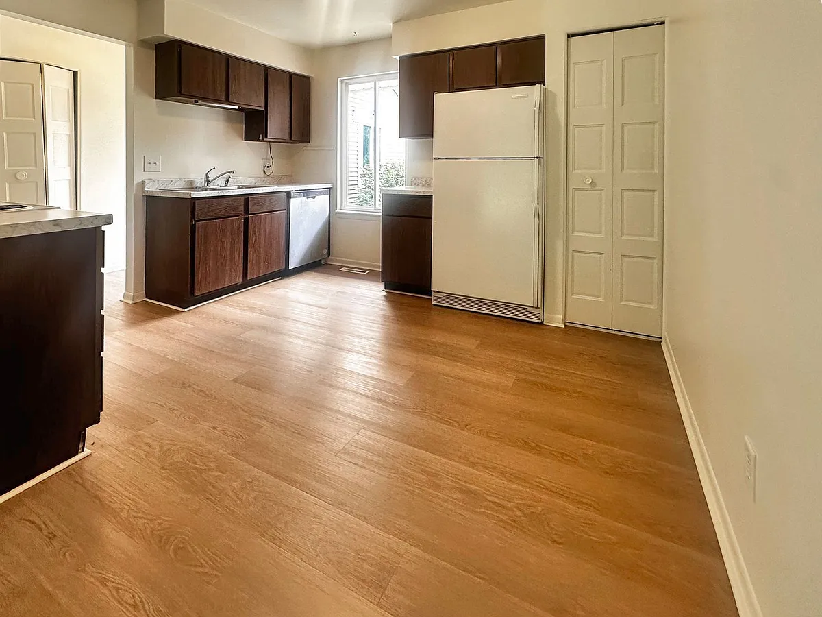 Building Photo - 4830 Norfolk Cir