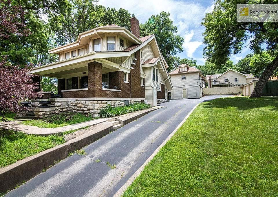 Welcome home to an amazing one of a kind piece of property. Wonderful home with Carriage house, 2 car garage, large shed on 8 city lots!!
