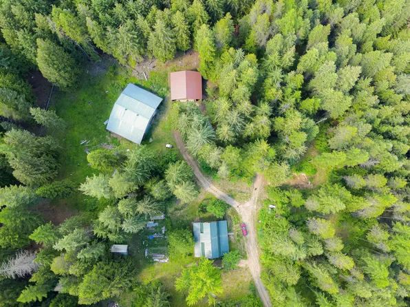 383 Four Dog Ln, Cusick, WA 99119