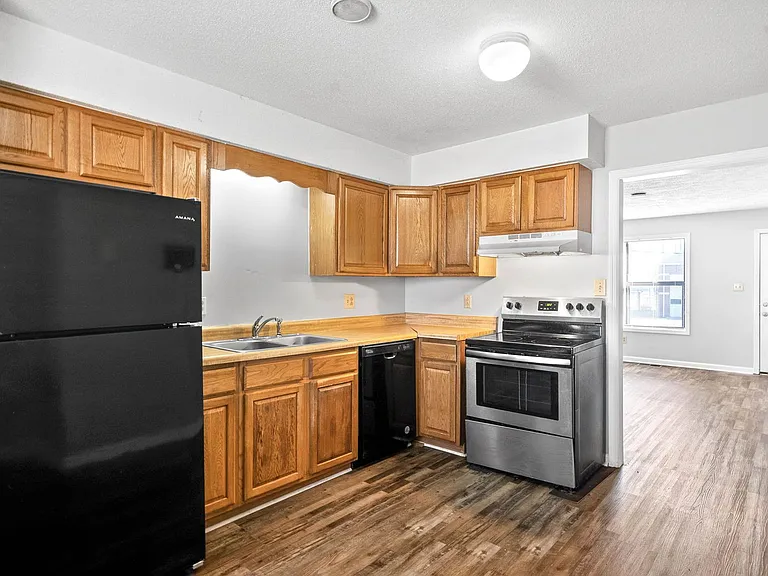 Stephanie Drive-122 — Photo 8