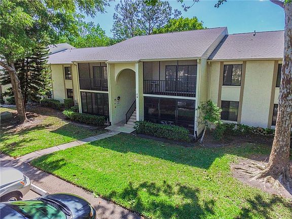 3rd image of 1441 Pine Glen Ln APT E1