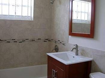 5th image of 180 NE 133rd St