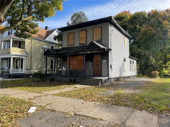 211 Sabine St, Syracuse, NY 13204