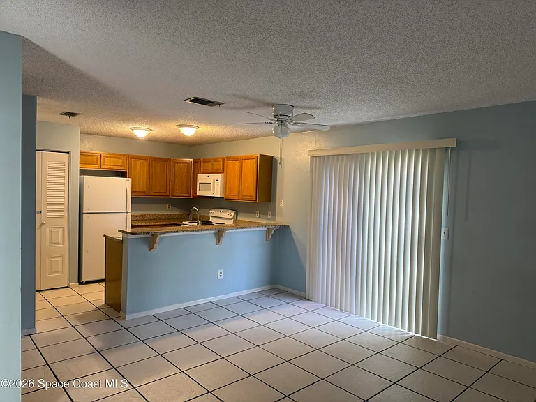 1461 Sheafe Ave NE #106 — Photo 5