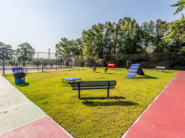 Foothills Apartments — Photo 13
