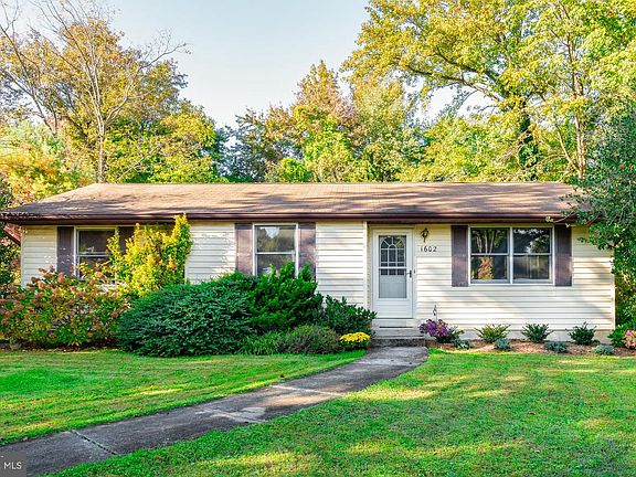 2nd image of 1602 Pincay Ct