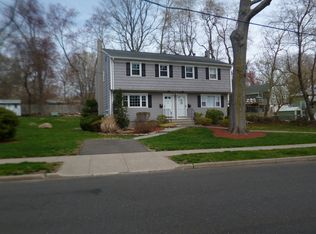 128 Rodgers Rd, Fairfield, CT 06824