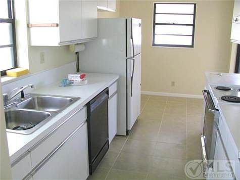 2nd image of 1757 W Royal Tern Ln #4