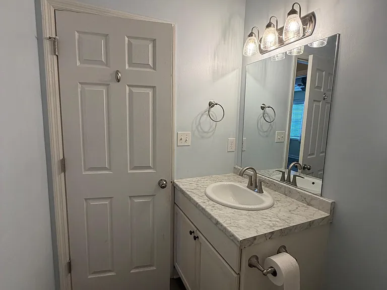 208 Parnell Rd — Photo 19