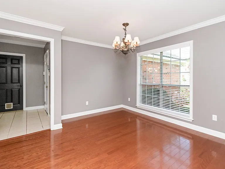 7130 Haleys Way — Photo 3