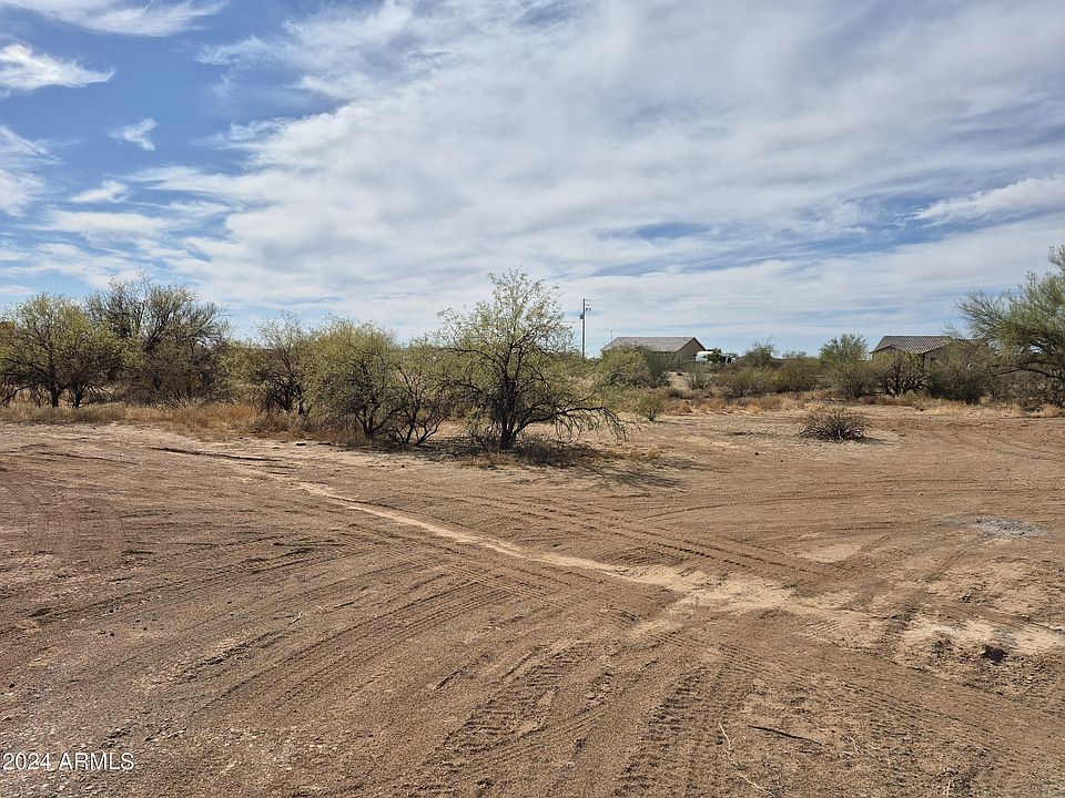 1st image of 32425 N 224TH Drive #-