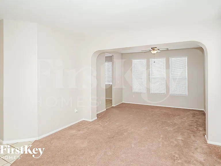 8136 Kokoma Dr — Photo 6