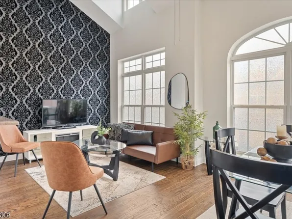 231 Riverwalk Way #231, Clifton City, NJ 07014